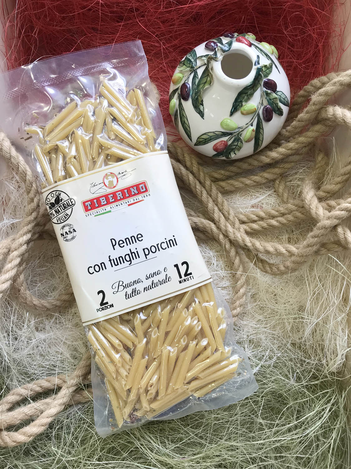 Паста пеннетте с белыми грибами