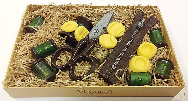 Набор фигурного шоколада "Швея"