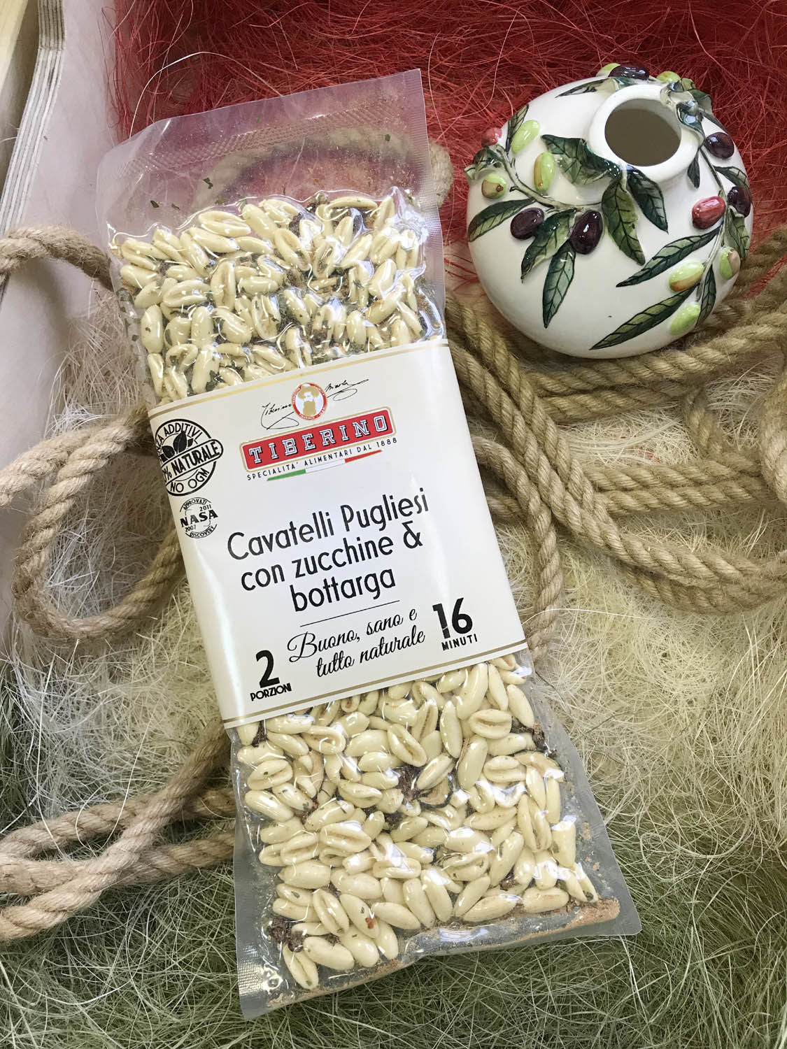 Паста кавателли с кабачками цуккини и боттаргой