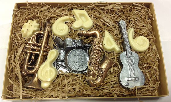 Набор фигурного шоколада "Музыкальные инструменты". Купить интернет-магазине Olivaitalia