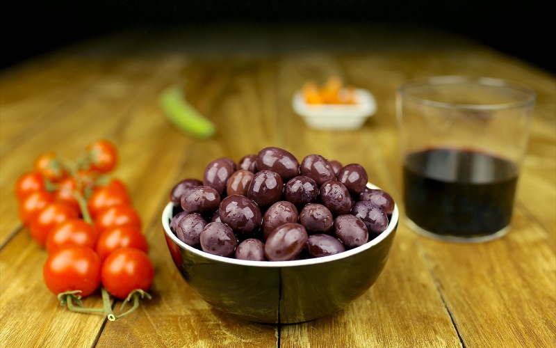 lucarelli - консервированные сицилийские оливки и маслины